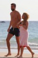/album/galerie-foto-shakira-in-hawaii/shakira-gerard-pique-milan-pique-hawaii-7-jpg/