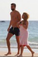 /album/galerie-foto-shakira-in-hawaii/shakira-gerard-pique-milan-pique-hawaii-12-jpg1/